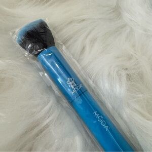MODA Blue Makeup Angle Brush